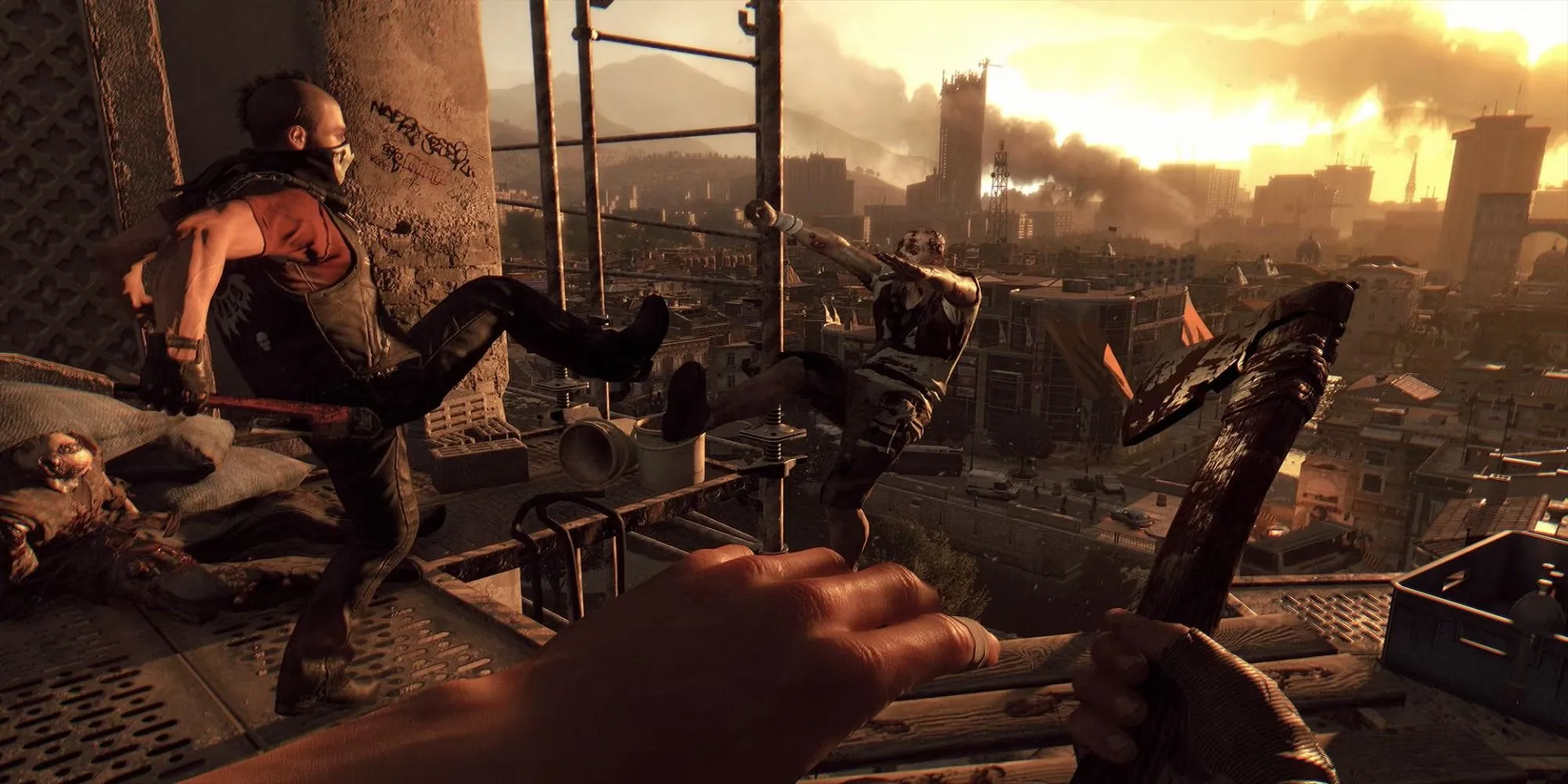 Cảnh chiến đấu với zombie trên mái nhà trong Dying Light