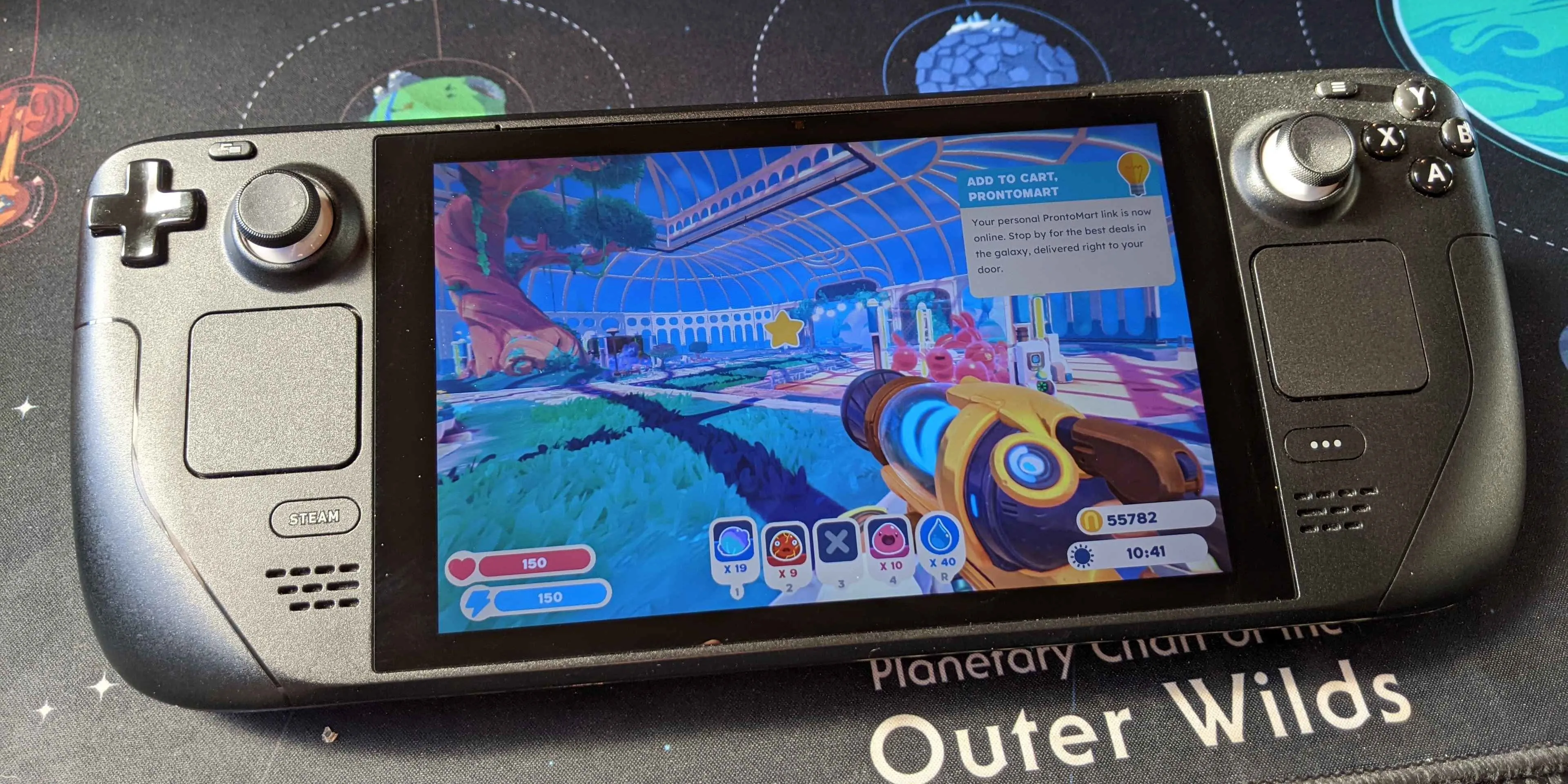 Cảnh game Slime Rancher 2 hiển thị trên màn hình Steam Deck.