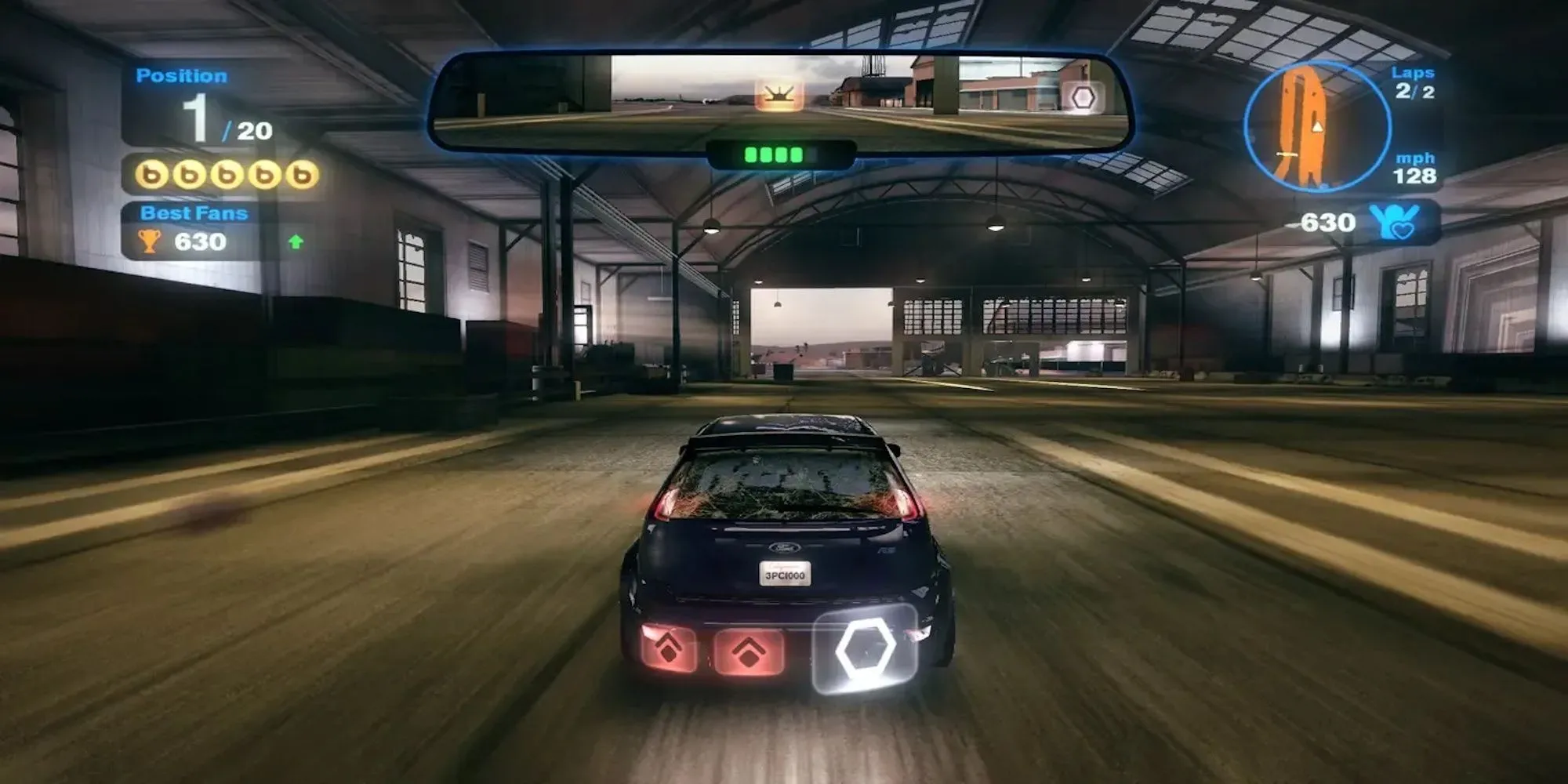 Hình ảnh chiếc xe đua trong game Blur với hiệu ứng power-up phía sau