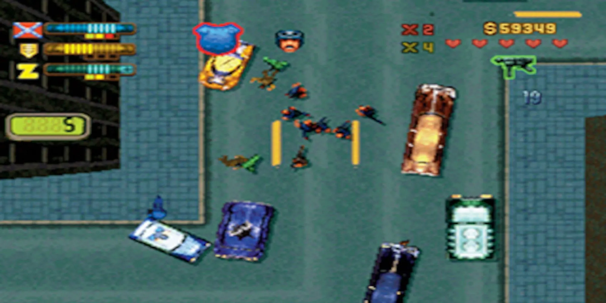 Người chơi Grand Theft Auto II chiến đấu với cảnh sát trên đường phố trong góc nhìn từ trên xuống