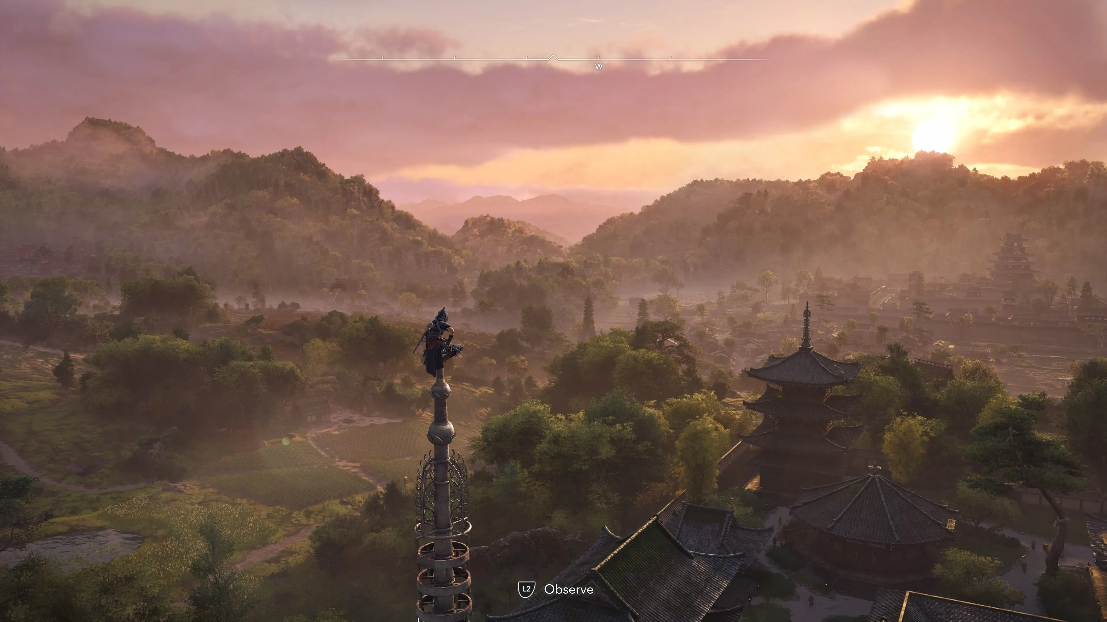Toàn cảnh một thung lũng với kiến trúc Nhật Bản truyền thống trong Assassin's Creed Shadows