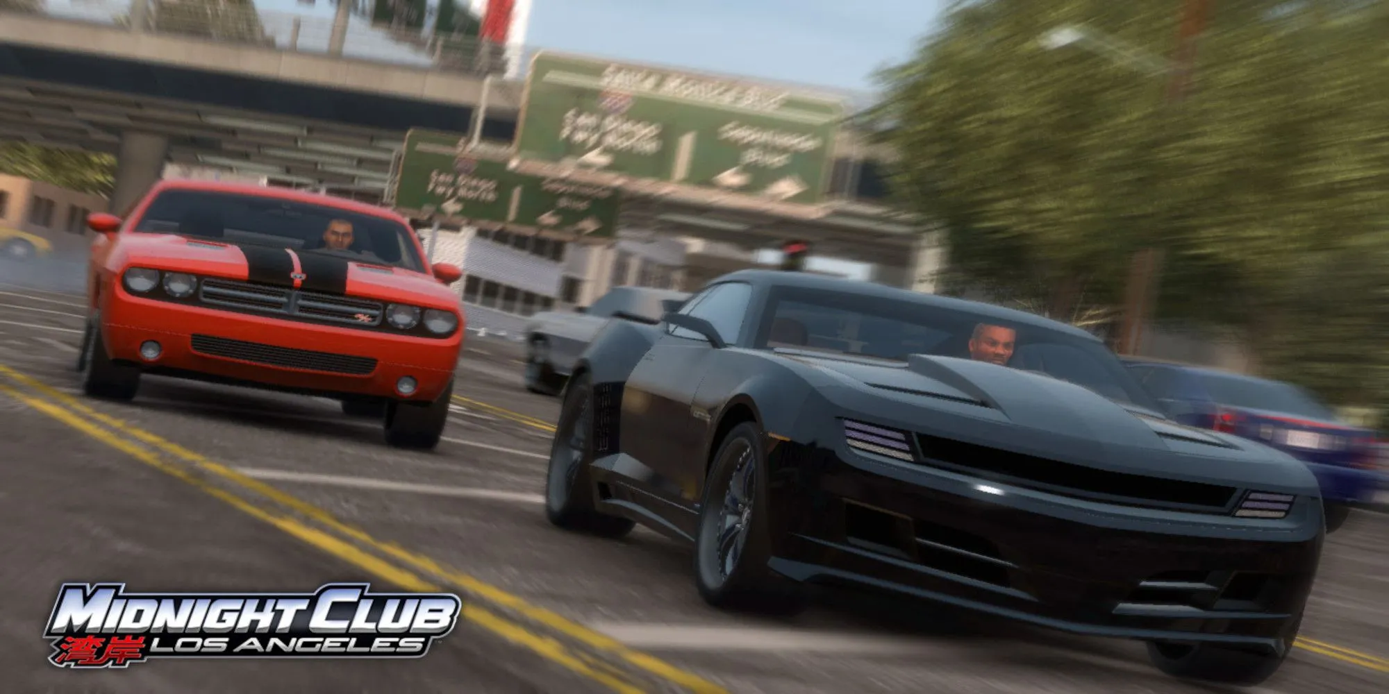 Xe hơi màu đỏ và đen đua trong đêm trên đường phố Los Angeles trong Midnight Club: Los Angeles