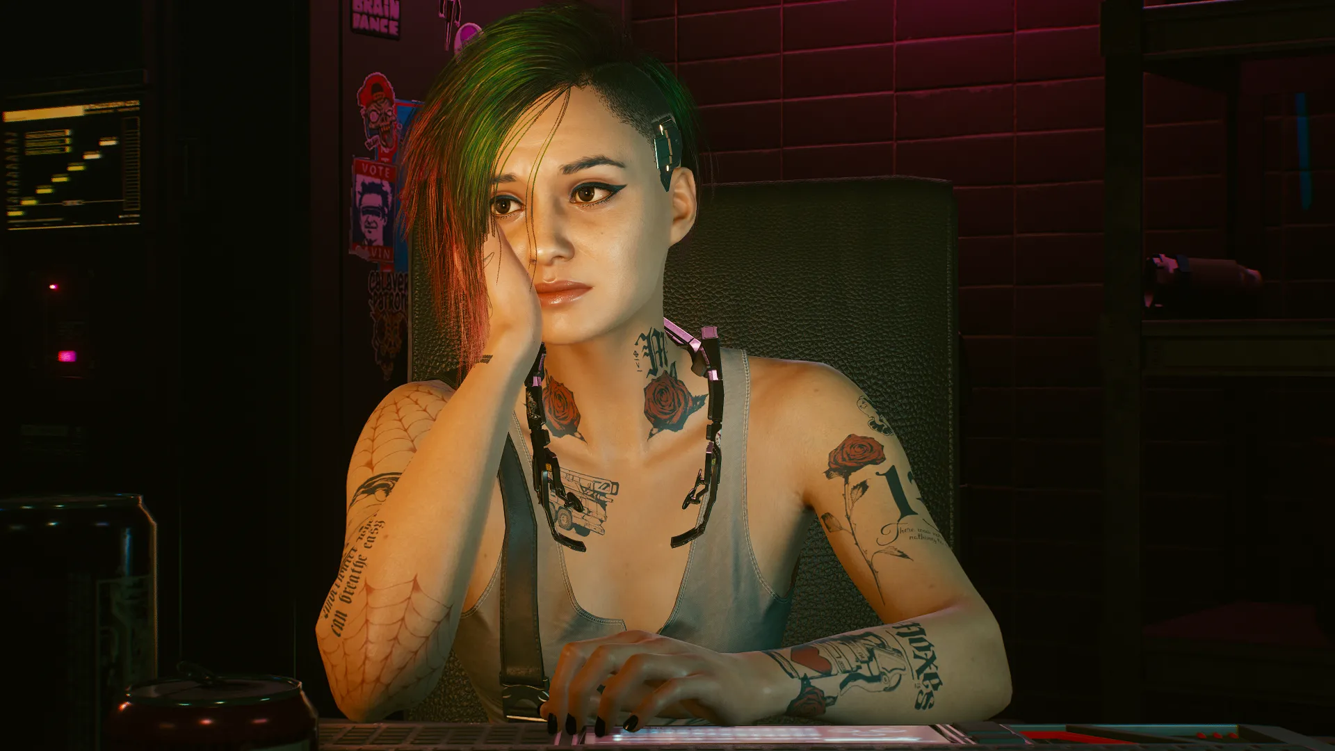 Nhân vật Judy Alvarez trong Cyberpunk 2077, ví dụ về hệ thống romance Sawyer yêu thích