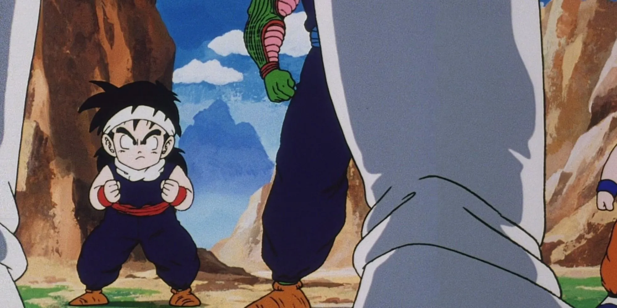 Gohan tập luyện khắc nghiệt với Piccolo trong vùng hoang dã, bắt đầu hành trình trở thành chiến binh.