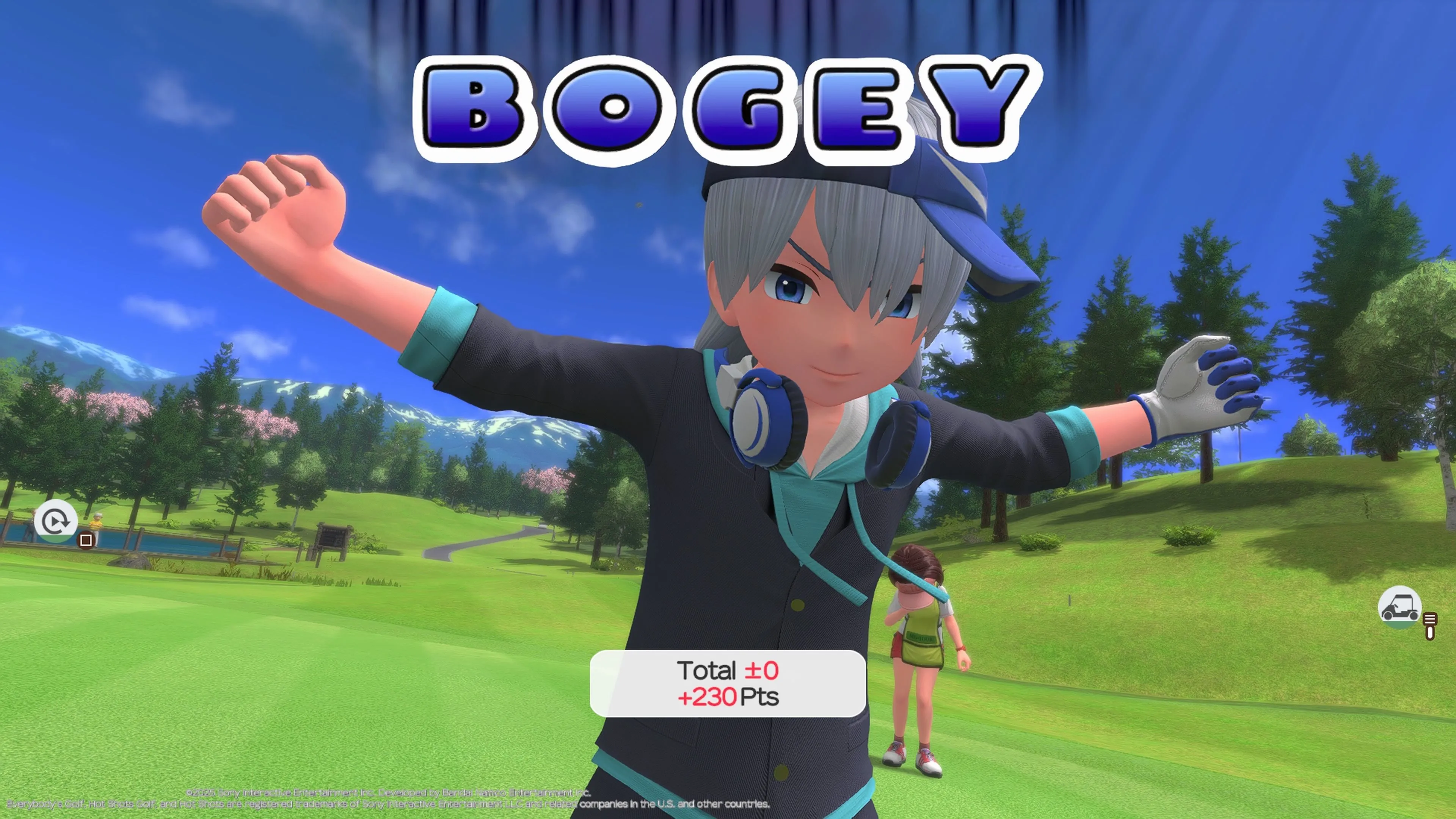 Một golfer nam đang thực hiện cú swing trong Everybody's Golf Hot Shots, quả bóng bay trên không với hiệu ứng ánh sáng, sân golf xanh mướt dưới ánh nắng nhẹ.